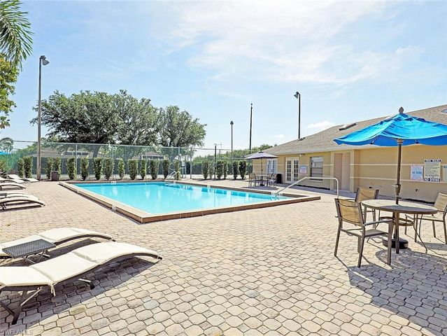 5319 Summerlin RD # 1904, Fort Myers, FL 33919