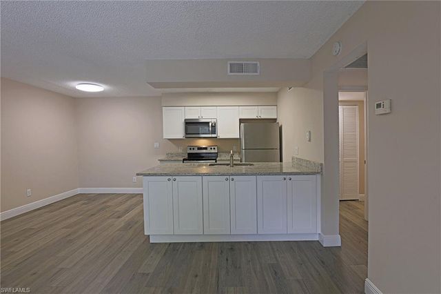 5319 Summerlin RD # 1904, Fort Myers, FL 33919