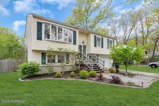 308 Kentucky Trail, Browns Mills, NJ 08015
