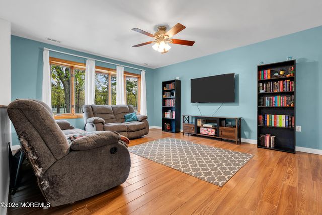 308 Kentucky Trail, Browns Mills, NJ 08015