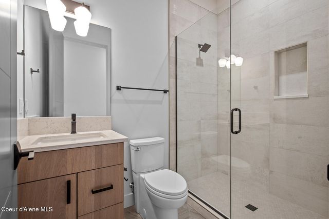 3157 N Veneer RD, Coeur D'alene, ID 83814