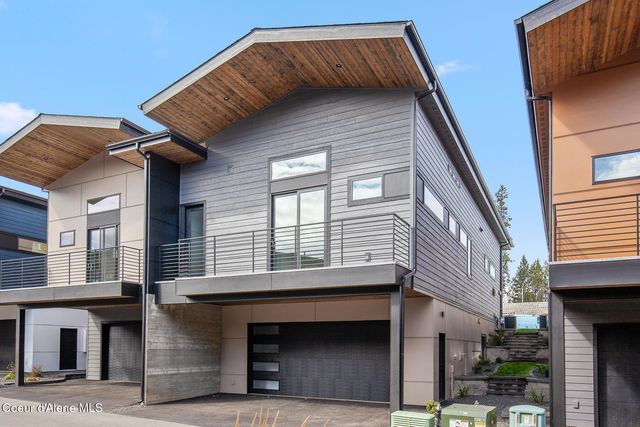 3157 N Veneer RD, Coeur D'alene, ID 83814