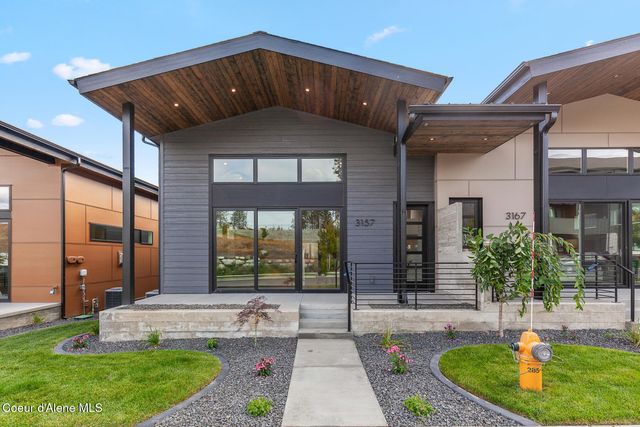 3157 N Veneer RD, Coeur D'alene, ID 83814