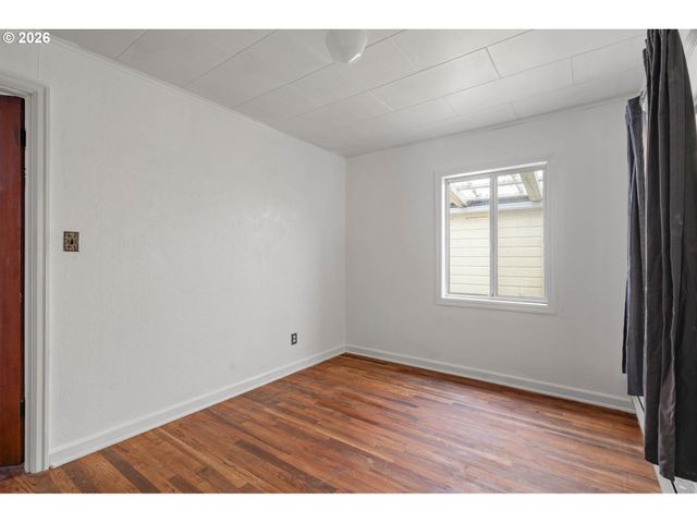 1823 FILBERT St, Forest Grove, OR 97116
