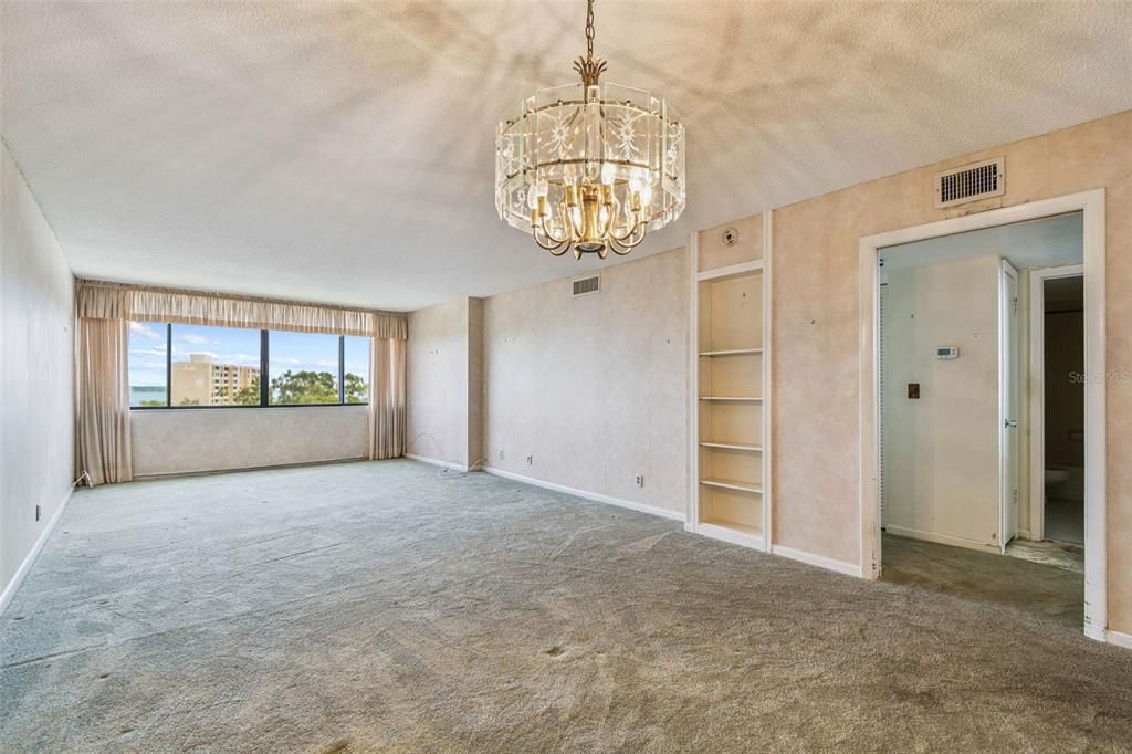 Image 14 of property listing at 2621 COVE CAY DRIVE 703, Clearwater, FL 33760