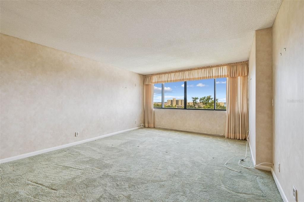 Image 17 of property listing at 2621 COVE CAY DRIVE 703, Clearwater, FL 33760