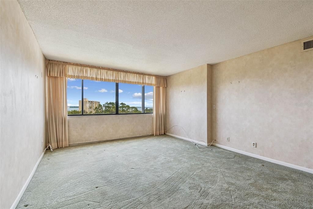 Image 18 of property listing at 2621 COVE CAY DRIVE 703, Clearwater, FL 33760