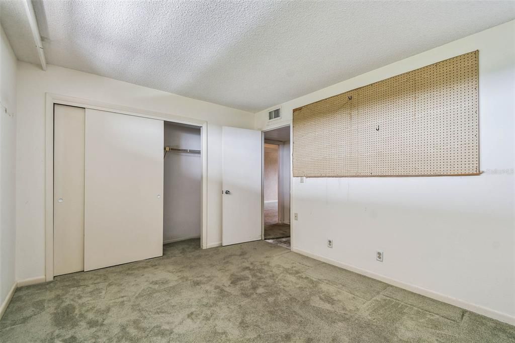 Image 26 of property listing at 2621 COVE CAY DRIVE 703, Clearwater, FL 33760