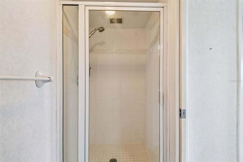 Image 38 of property listing at 2621 COVE CAY DRIVE 703, Clearwater, FL 33760