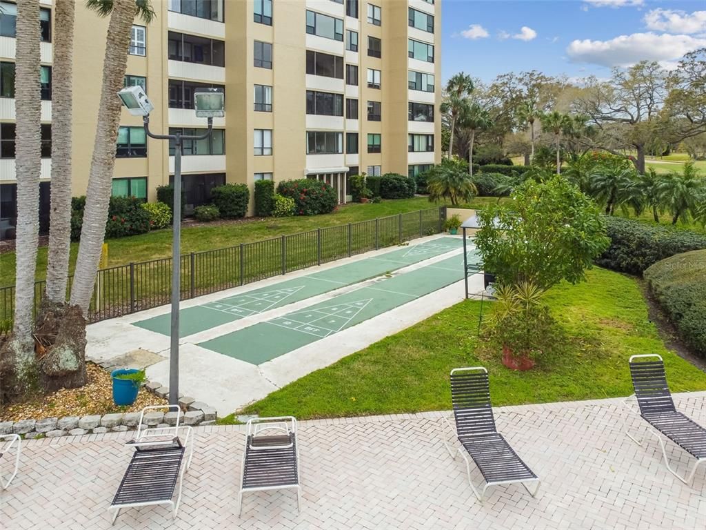Image 53 of property listing at 2621 COVE CAY DRIVE 703, Clearwater, FL 33760