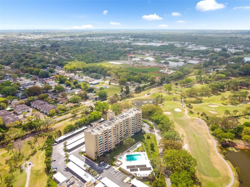Image 60 of property listing at 2621 COVE CAY DRIVE 703, Clearwater, FL 33760