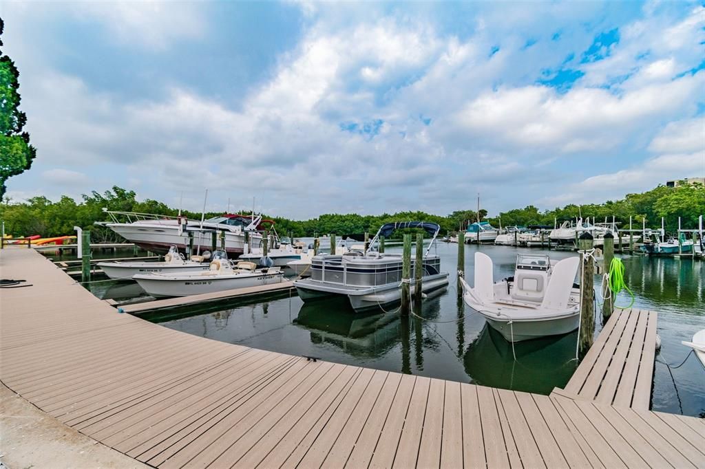 Image 69 of property listing at 2621 COVE CAY DRIVE 703, Clearwater, FL 33760