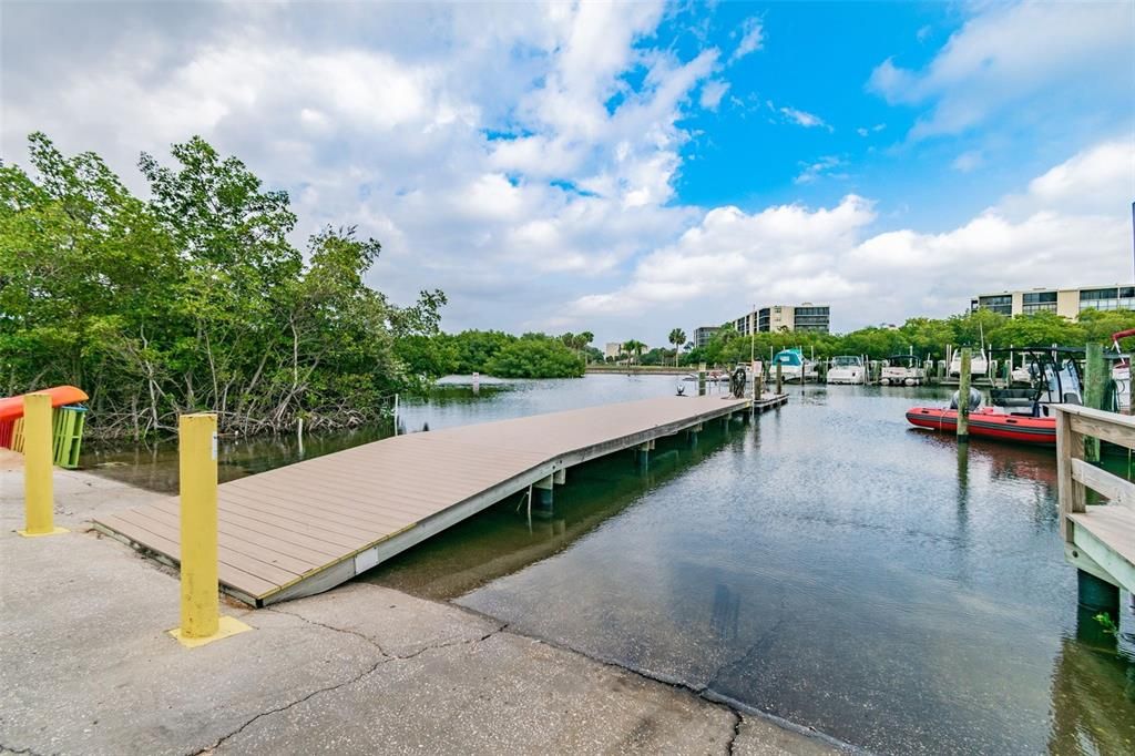 Image 71 of property listing at 2621 COVE CAY DRIVE 703, Clearwater, FL 33760