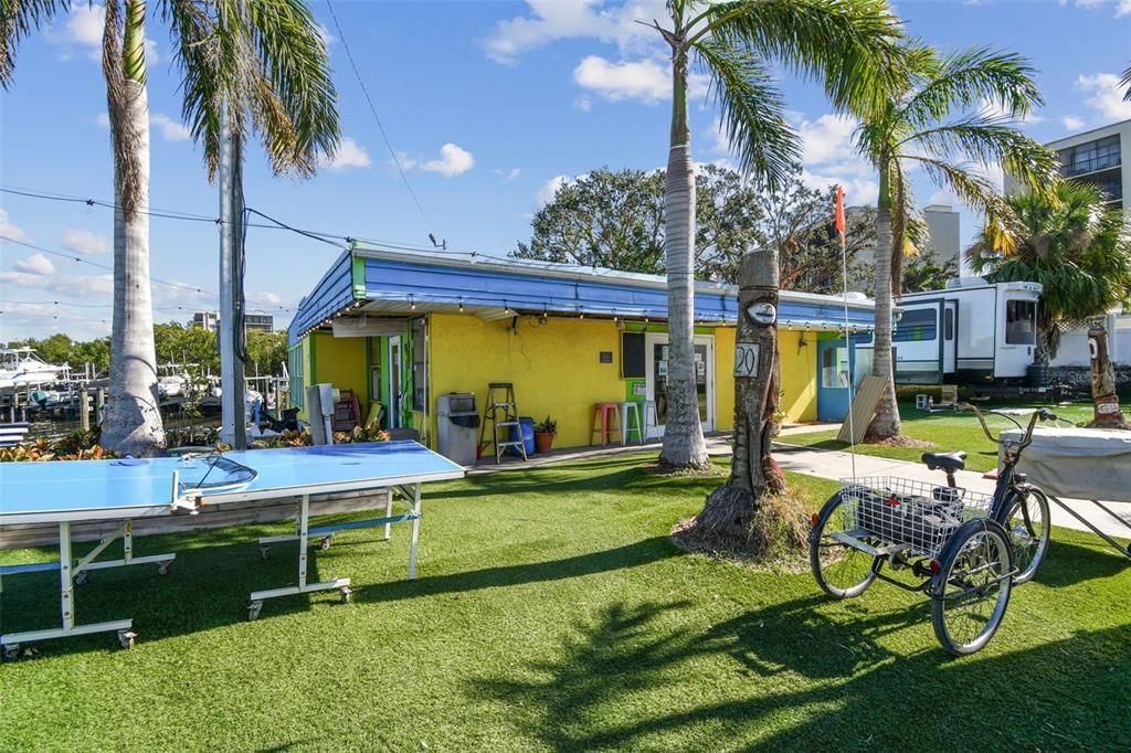 Image 85 of property listing at 2621 COVE CAY DRIVE 703, Clearwater, FL 33760