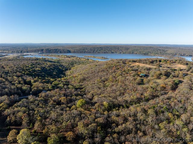 6 S 128th Street, Gore, OK 74435