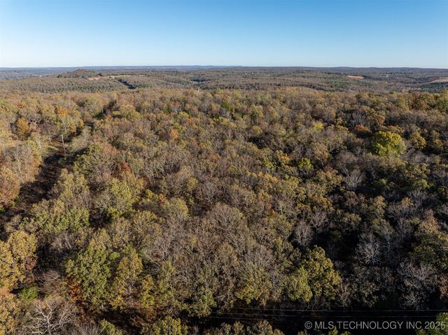 6 S 128th Street, Gore, OK 74435