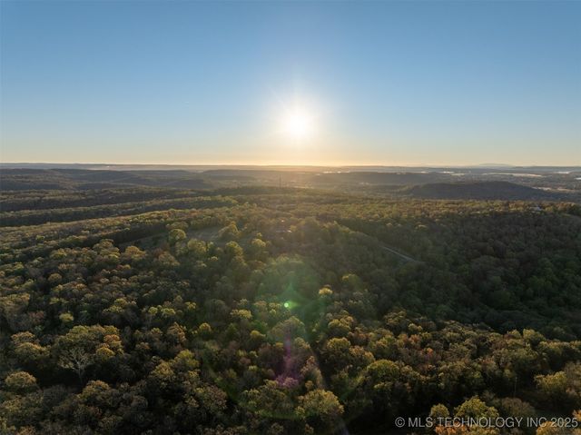 6 S 128th Street, Gore, OK 74435