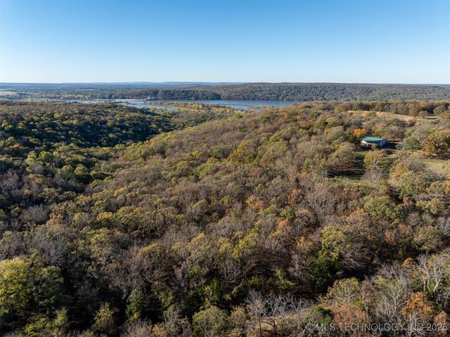 6 S 128th Street, Gore, OK 74435