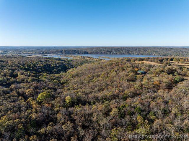 6 S 128th Street, Gore, OK 74435