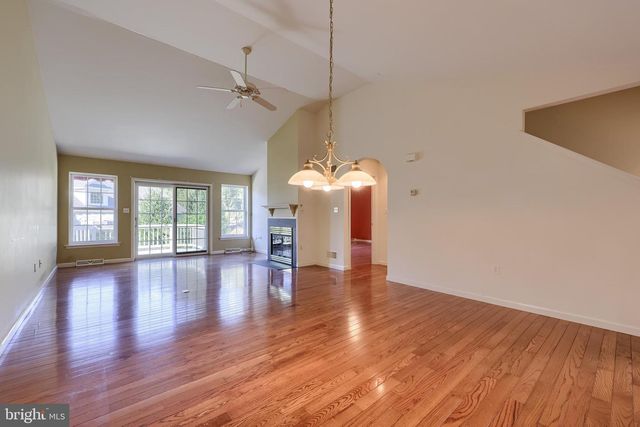 18 RED LEAF LN, Lancaster, PA 17602