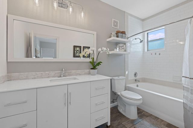 1201 Grove BLVD 2203, Austin, TX 78741