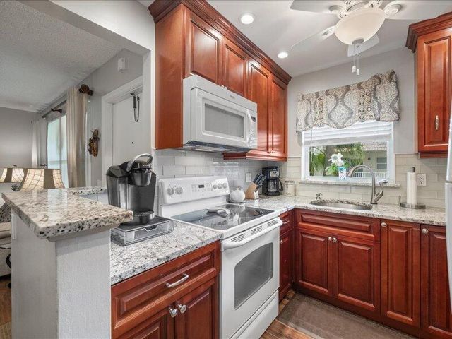 600 Snug Harbor Drive A16, Boynton Beach, FL 33435