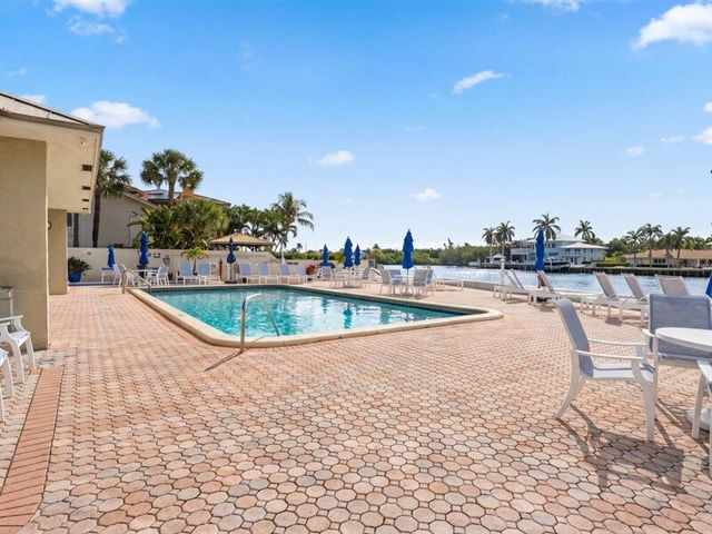 600 Snug Harbor Drive A16, Boynton Beach, FL 33435