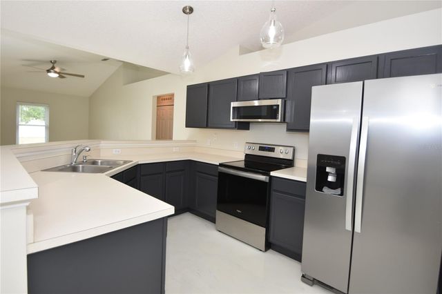 31 SLUMBER PATH, Palm Coast, FL 32164