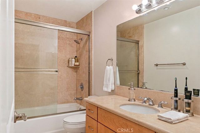 66 N Allen Avenue 3, Pasadena, CA 91106