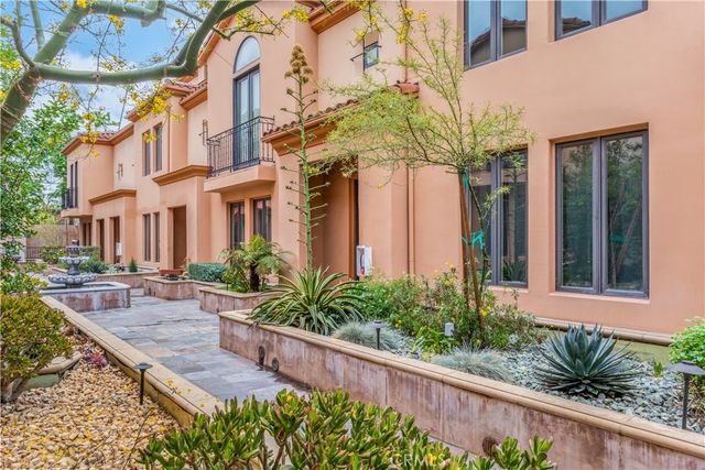 66 N Allen Avenue 3, Pasadena, CA 91106
