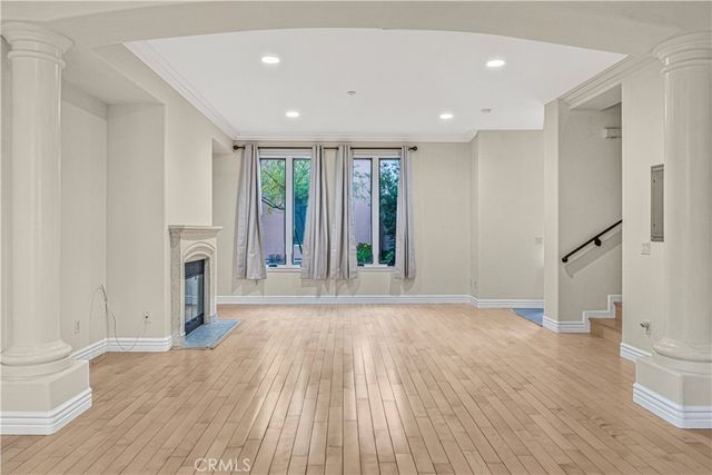 66 N Allen Avenue 3, Pasadena, CA 91106