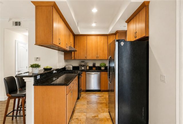 66 N Allen Avenue 3, Pasadena, CA 91106