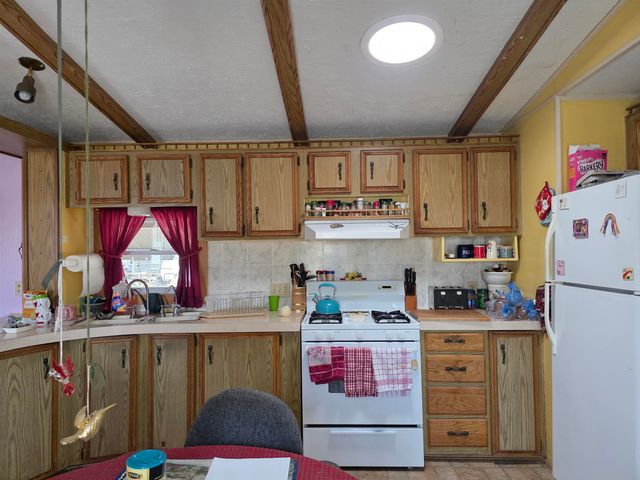 184 South Street, Springfield, VT 05156