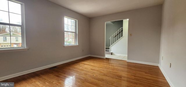 13217 NOTTINGDALE DR, Woodbridge, VA 22193