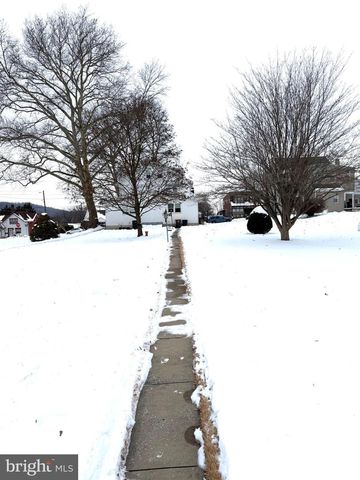 43 N PEARL ST, Wernersville, PA 19565