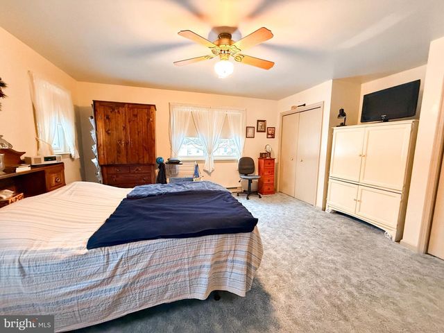 43 N PEARL ST, Wernersville, PA 19565