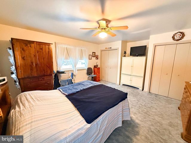 43 N PEARL ST, Wernersville, PA 19565