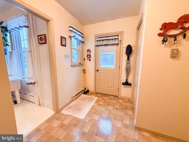 43 N PEARL ST, Wernersville, PA 19565