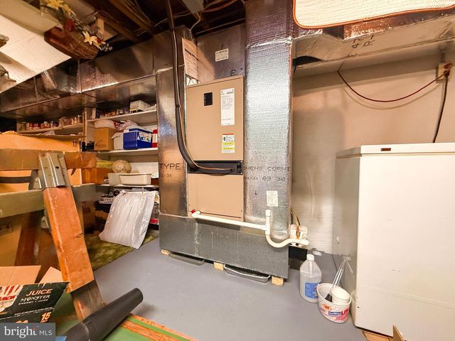 43 N PEARL ST, Wernersville, PA 19565