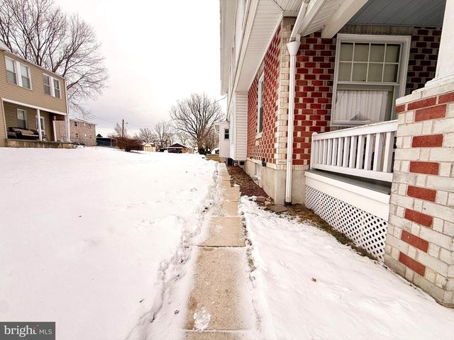 43 N PEARL ST, Wernersville, PA 19565