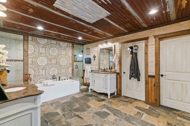 4400 Blue Ridge Farms Road, Blue Ridge, TX 75424