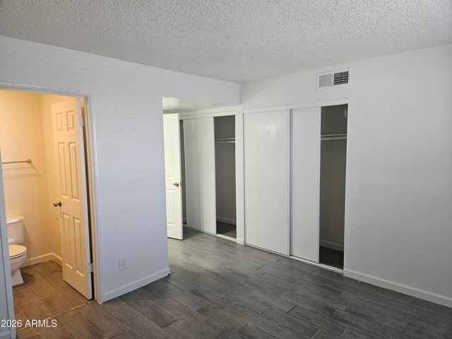 3810 E Earll Drive 208A, Phoenix, AZ 85018