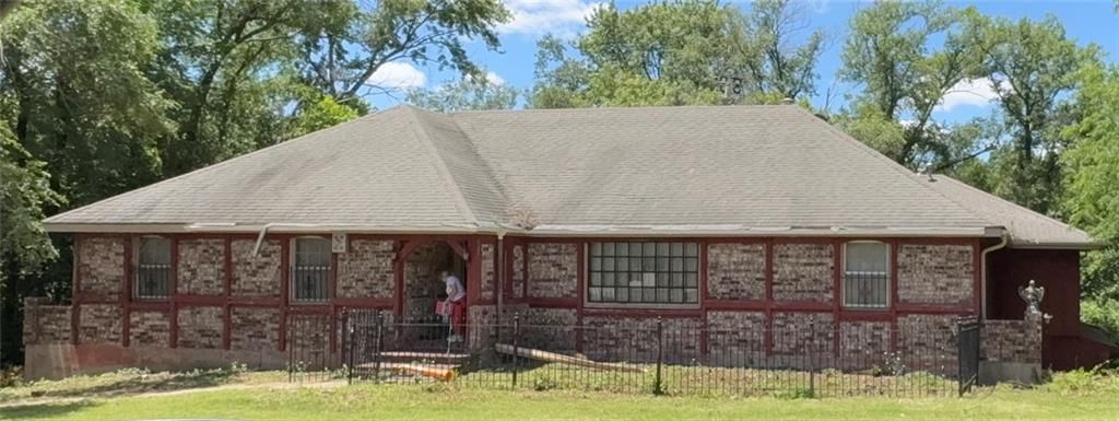 6940 Renner Road, Shawnee, KS 66217