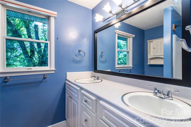 73 Cresent Drive, Pisgah Forest, NC 28768