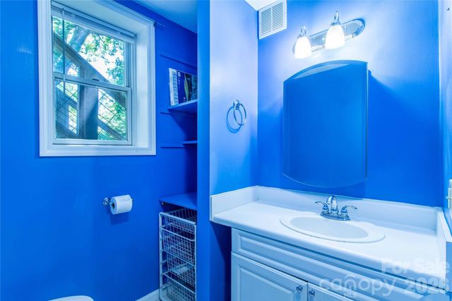 73 Cresent Drive, Pisgah Forest, NC 28768