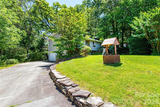 73 Cresent Drive, Pisgah Forest, NC 28768