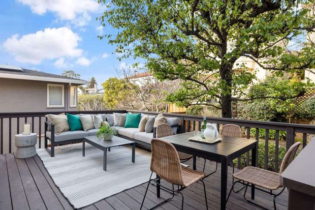 4800 4800 Proctor Ave, Oakland, CA 94618