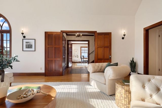 4800 4800 Proctor Ave, Oakland, CA 94618