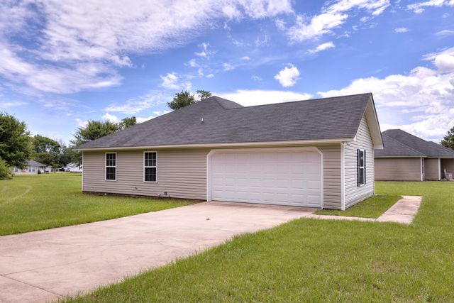 3720 Delaware Drive, Dalzell, SC 29040