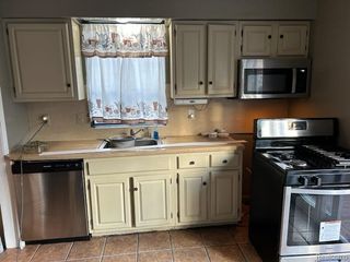498 BIRD Avenue, Birmingham, MI 48009